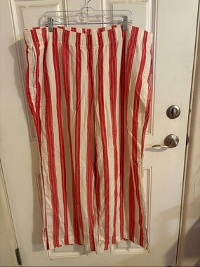 Old Navy NWT Striped Red and Cream Pants